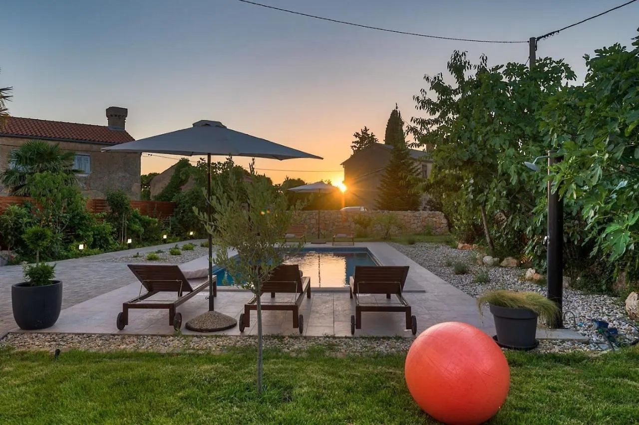 Villa Crassula With Pool On Island Krk Kras